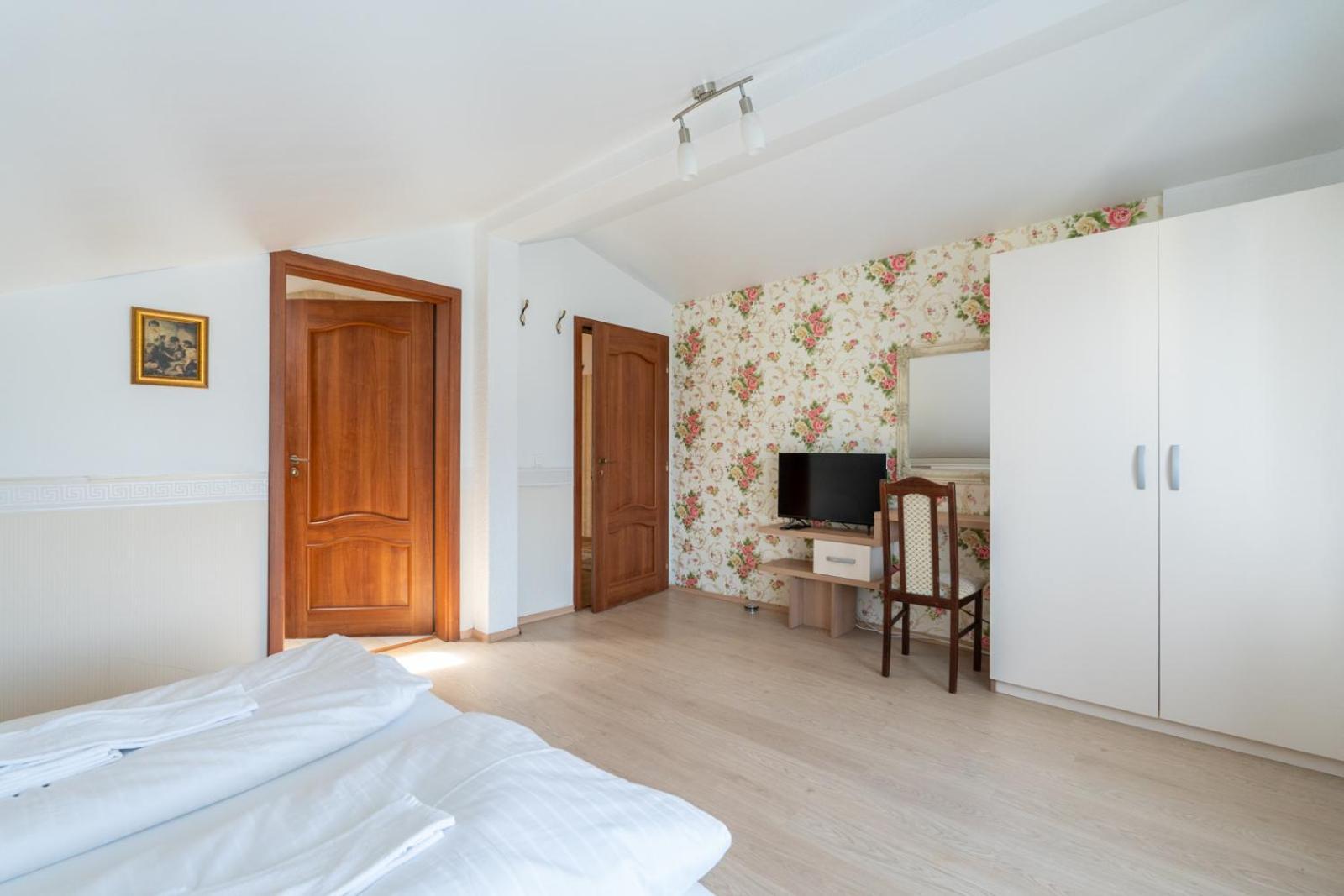 Farawayhomes Aparthotel Near Vienna Airport - Anytime Self Check-In بروك ان در ليذه المظهر الخارجي الصورة