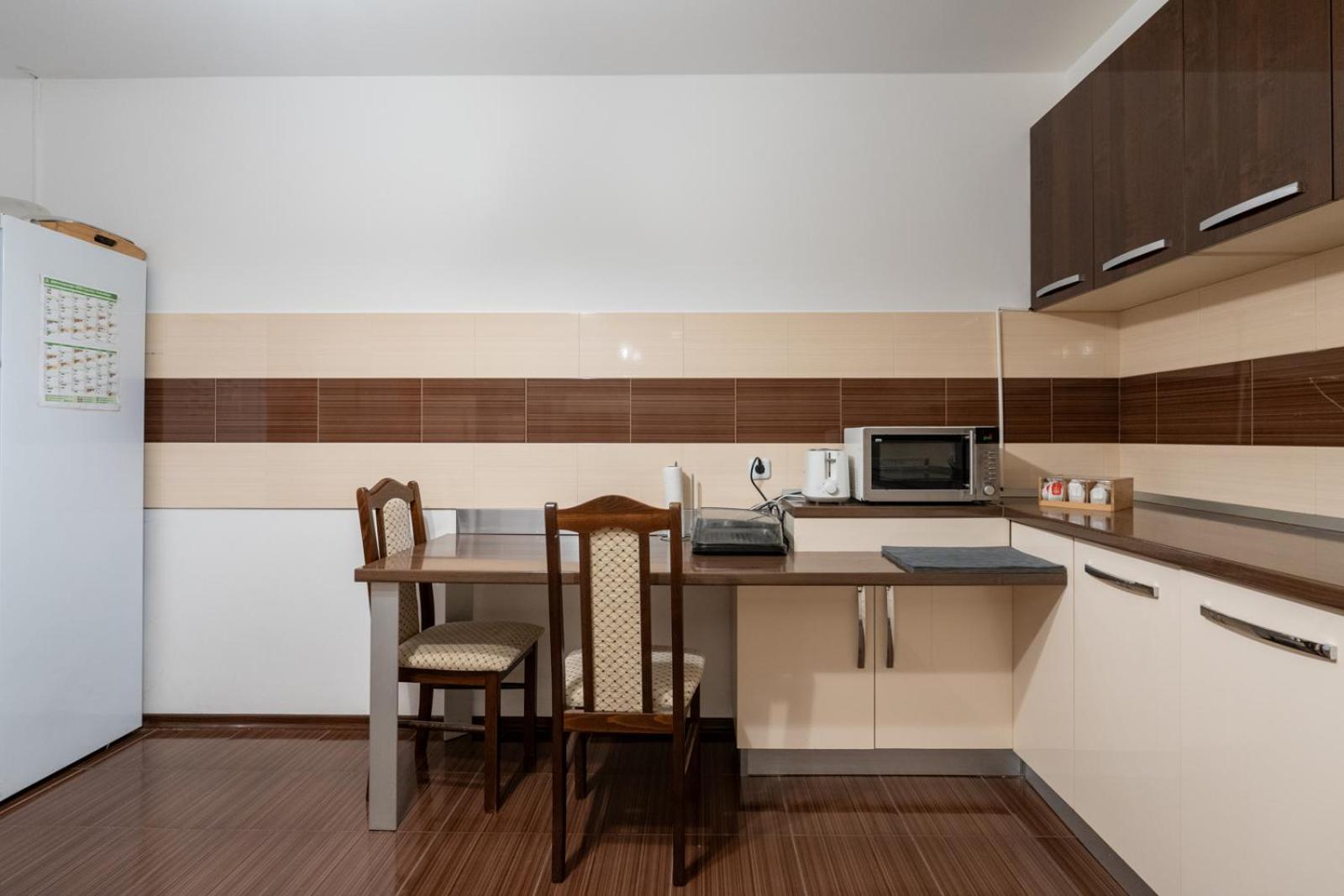 Farawayhomes Aparthotel Near Vienna Airport - Anytime Self Check-In بروك ان در ليذه المظهر الخارجي الصورة