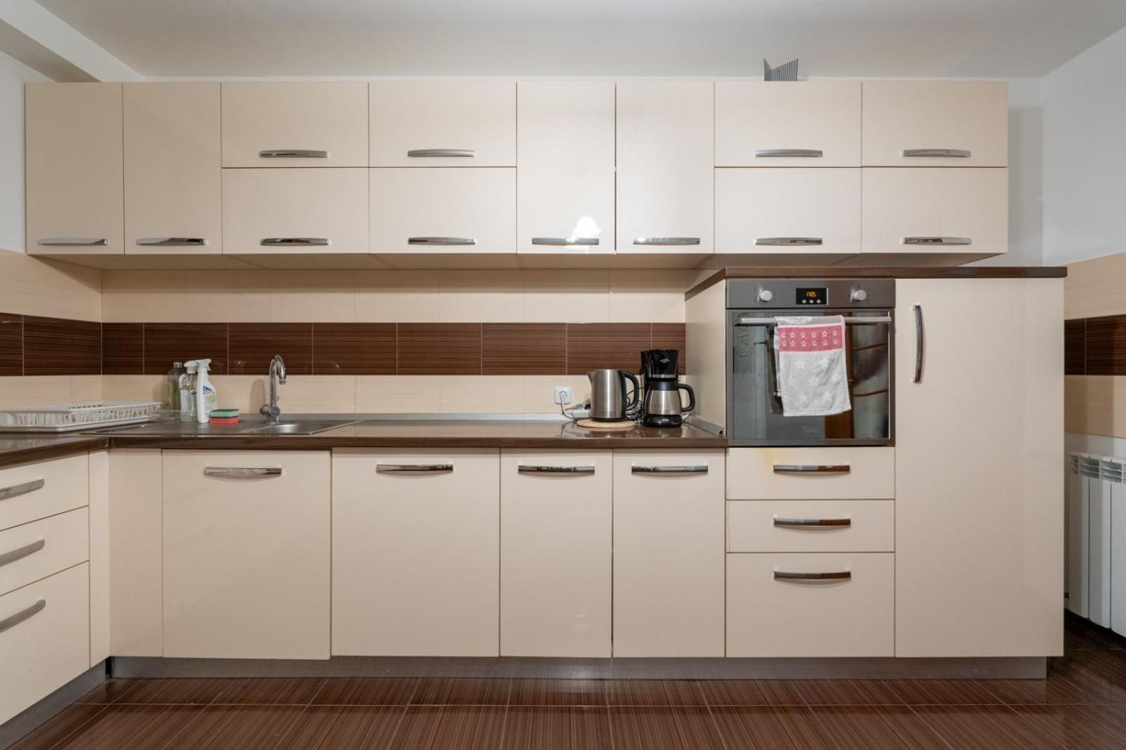 Farawayhomes Aparthotel Near Vienna Airport - Anytime Self Check-In بروك ان در ليذه المظهر الخارجي الصورة
