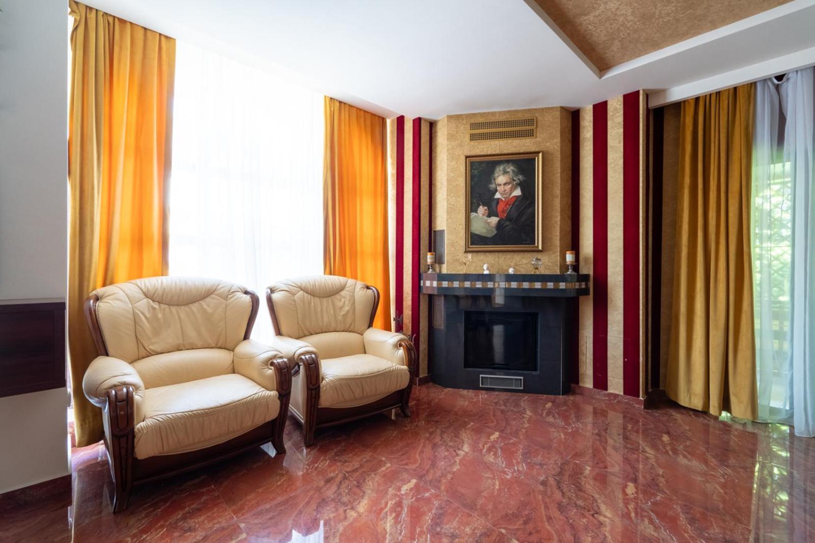 Farawayhomes Aparthotel Near Vienna Airport - Anytime Self Check-In بروك ان در ليذه المظهر الخارجي الصورة