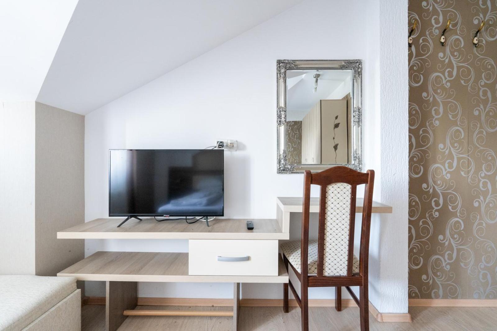 Farawayhomes Aparthotel Near Vienna Airport - Anytime Self Check-In بروك ان در ليذه المظهر الخارجي الصورة