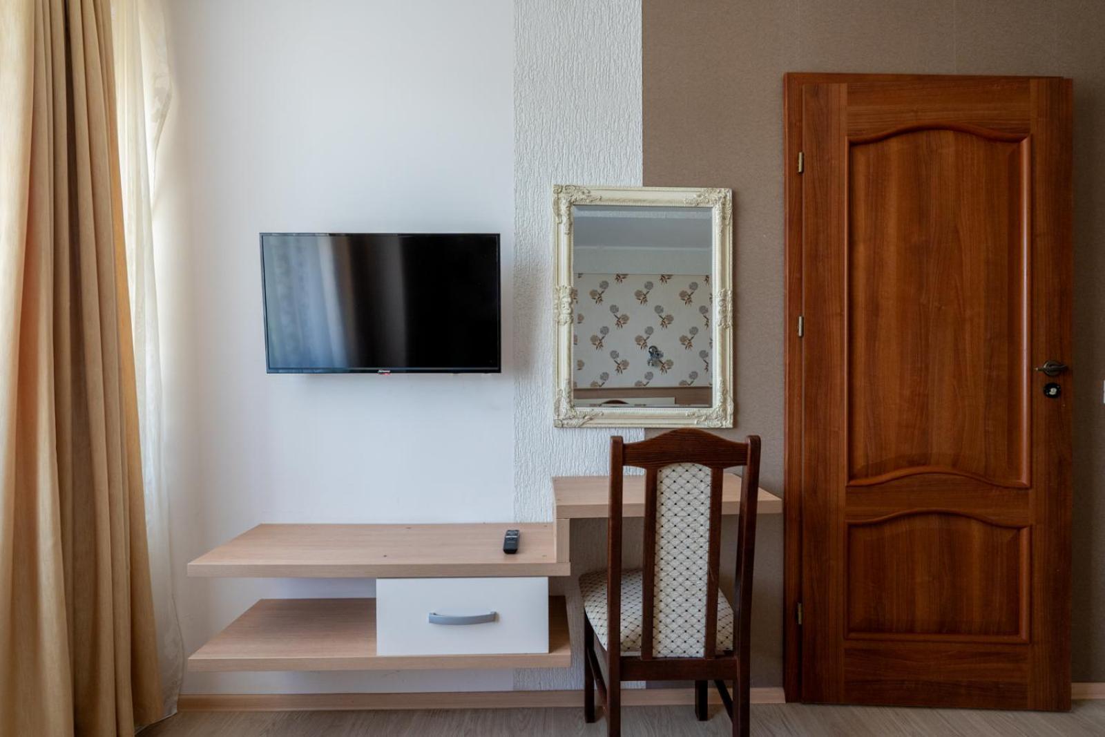 Farawayhomes Aparthotel Near Vienna Airport - Anytime Self Check-In بروك ان در ليذه المظهر الخارجي الصورة