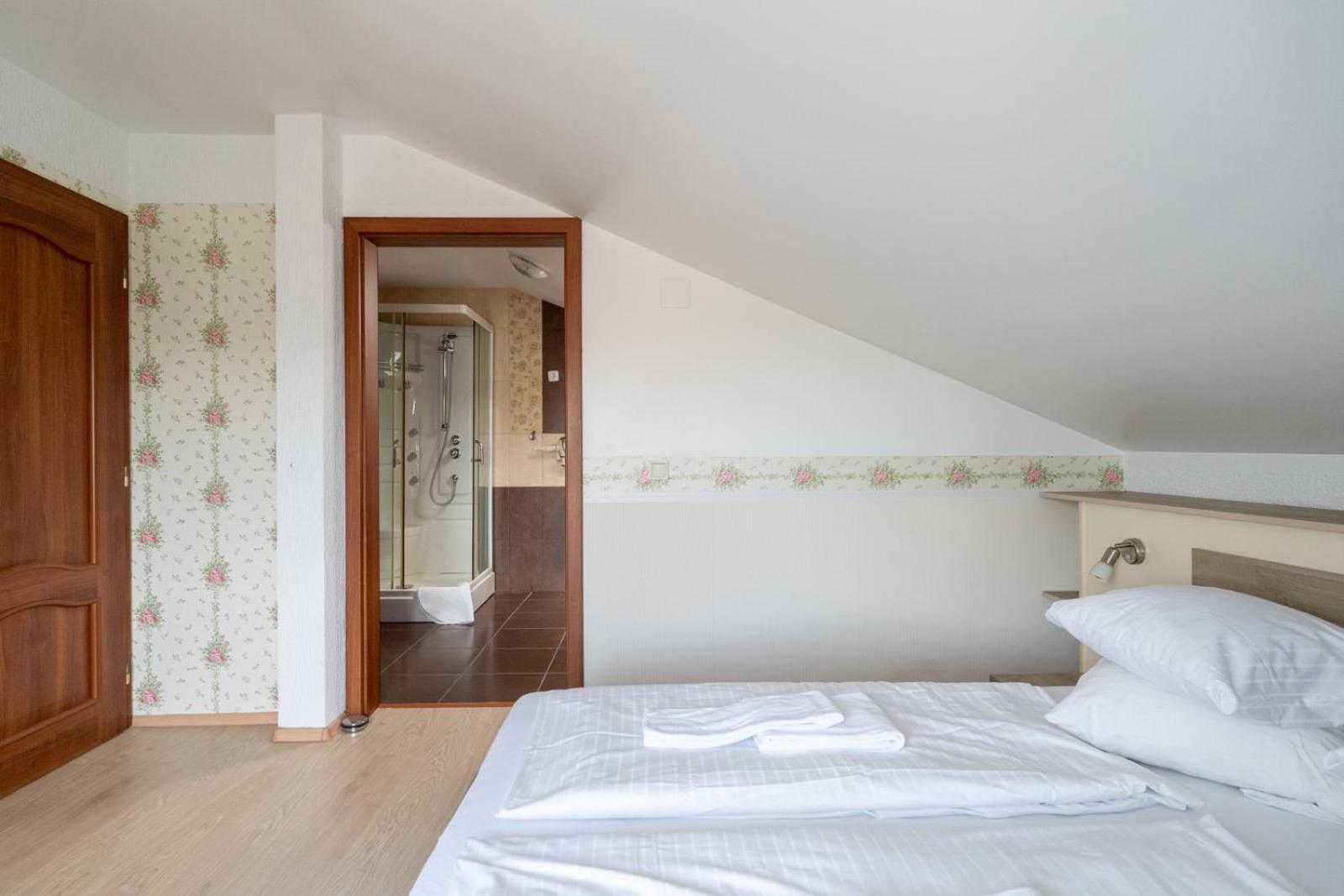 Farawayhomes Aparthotel Near Vienna Airport - Anytime Self Check-In بروك ان در ليذه المظهر الخارجي الصورة